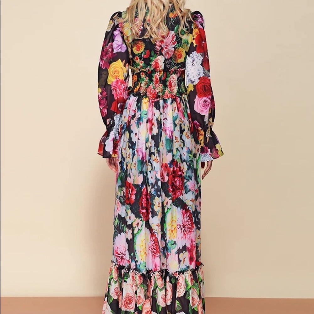 Dress - Picture 4 of 7